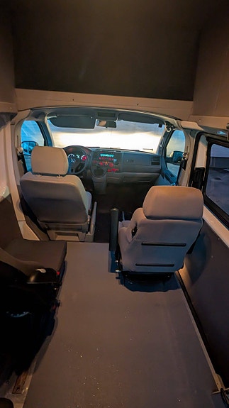 Volkswagen Transporter 10 of 12