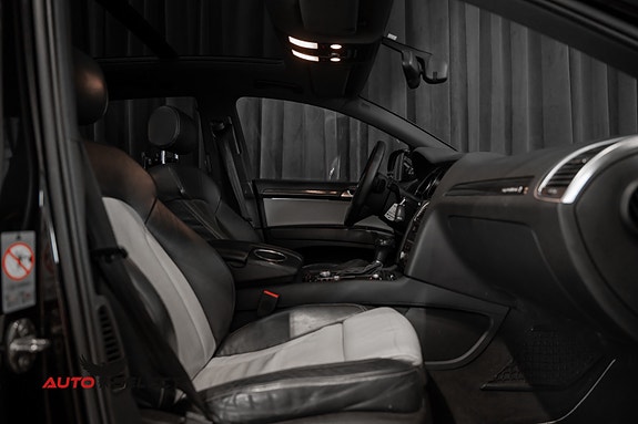 Audi Q7 26 of 30