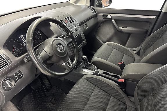 Volkswagen Touran 10 of 25