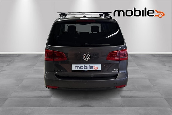 Volkswagen Touran 5 of 25