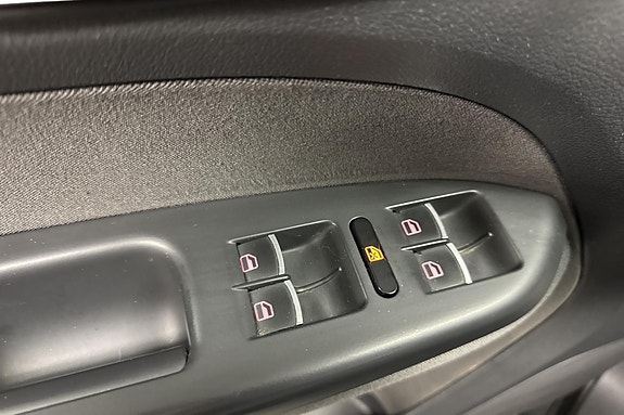Volkswagen Touran 17 of 25
