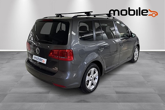Volkswagen Touran 6 of 25