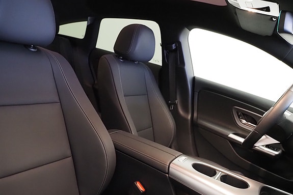 Mercedes-Benz CLA350 7 of 21