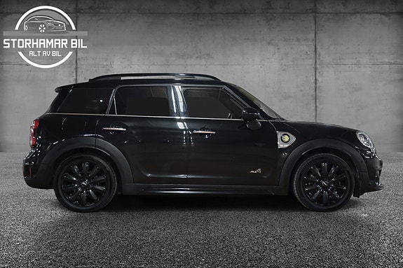 MINI Countryman Cooper SE 12 of 30