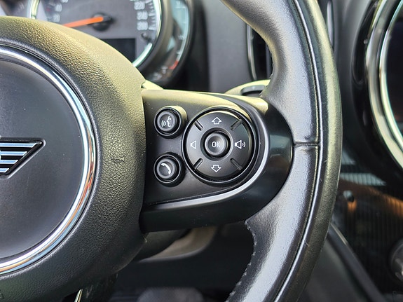 MINI Countryman Cooper SE 22 of 30
