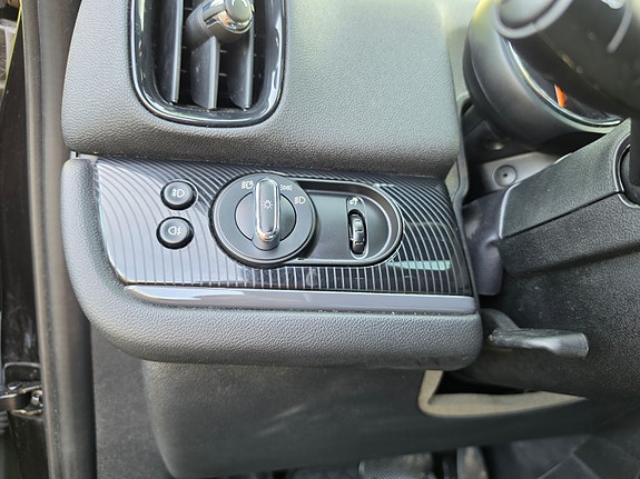 MINI Countryman Cooper SE 16 of 30