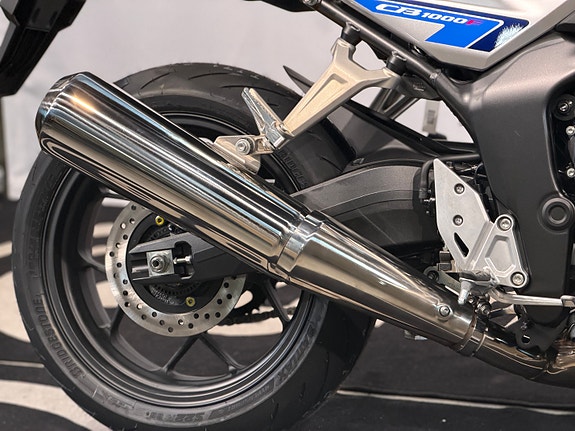 Honda CB1000F - NYHET -På lager - se nyheten i vår butikk! 9 of 25