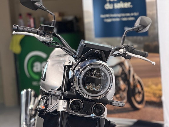 Honda CB1000F - NYHET - På lager, Se sykkelen i vår butikk! 19 of 26