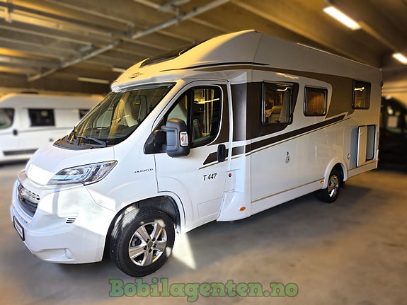 Carado T447 / Lav km / Enkle senger / Senkeseng / Stor garasje / Stort anlegg!  +++ 4 of 30