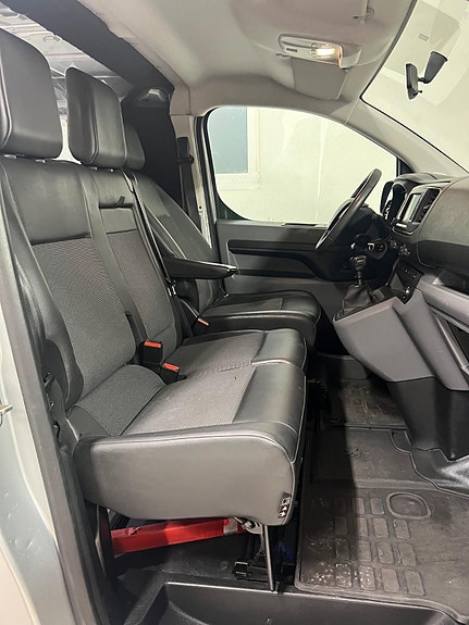 Peugeot Expert 21 of 23