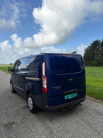 Ford Transit Custom 5 of 20