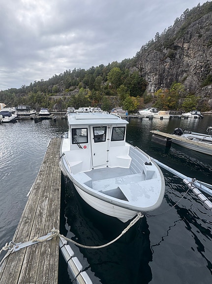 Meget fin arbeidsbåt/hummerfiske båt selges 5 of 15