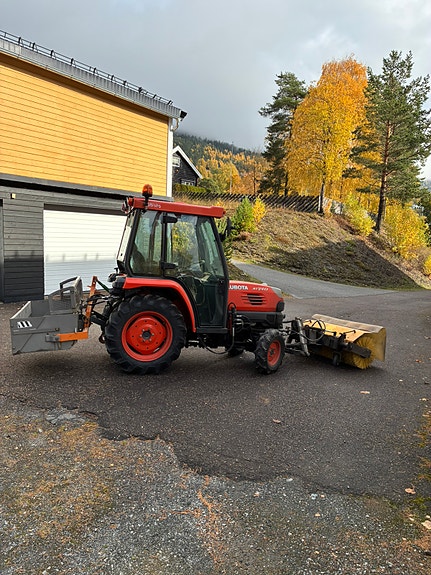 Kubota STV 40 21 of 30
