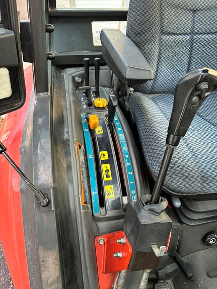 Kubota STV 40 13 of 30