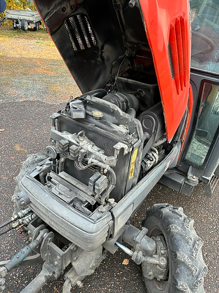 Kubota STV 40 5 of 30
