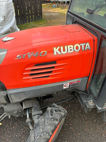 Kubota STV 40 4 of 30