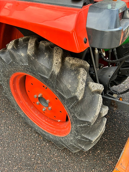 Kubota STV 40 16 of 30
