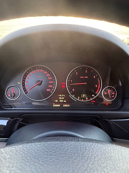 BMW 525d 11 of 13