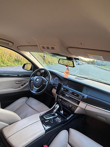 BMW 525d 7 of 13