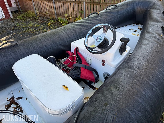2014 BRIG F360 18 of 27