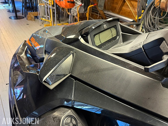 2021 SeaDoo GTX 230 28 of 30