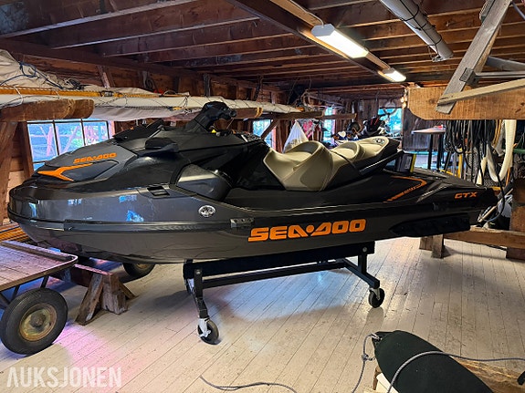 2021 SeaDoo GTX 230 2 of 30