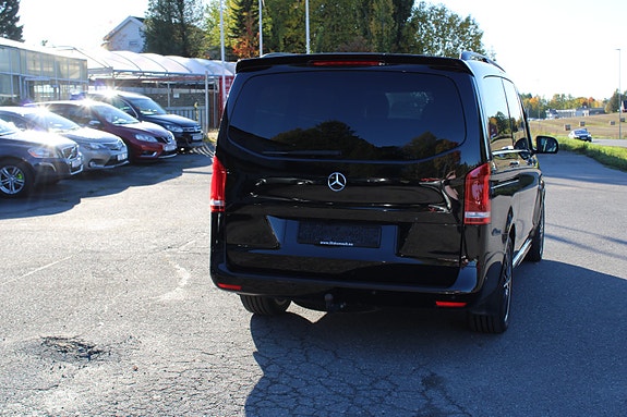 Mercedes-Benz Vito 29 of 30