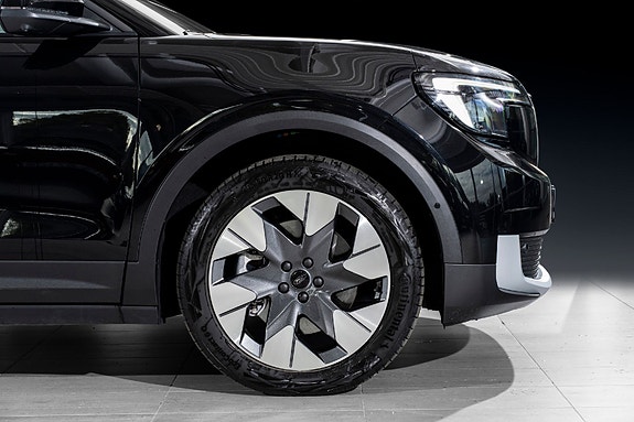Ford Explorer 9 of 30