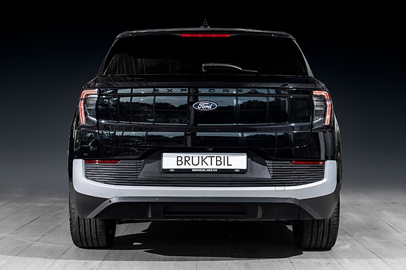Ford Explorer 4 of 30
