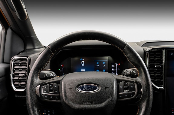 Ford Ranger 17 of 28