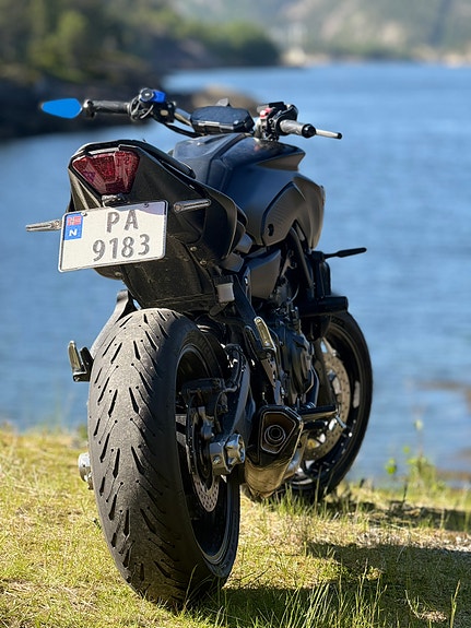 Yamaha MT-07 3 of 5