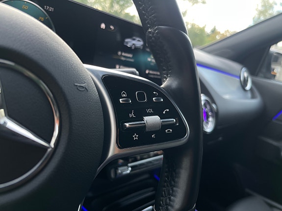 Mercedes-Benz EQA250 21 of 30