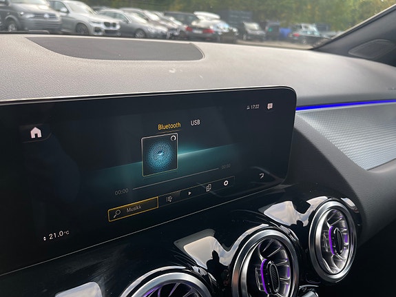 Mercedes-Benz EQA250 26 of 30