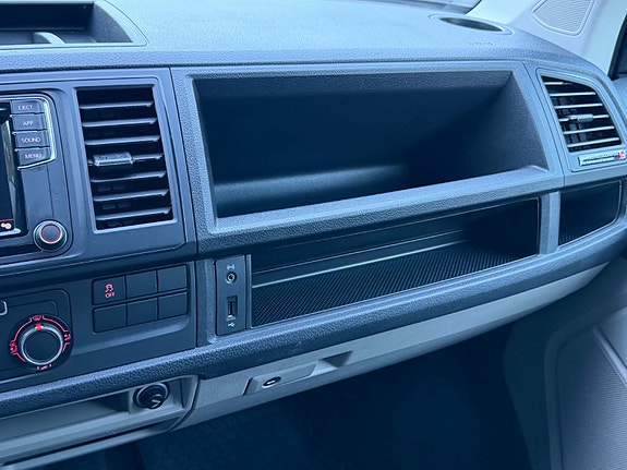Volkswagen Transporter 20 of 28