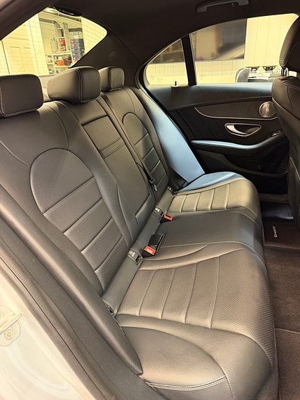 Mercedes-Benz C250 d 25 of 30