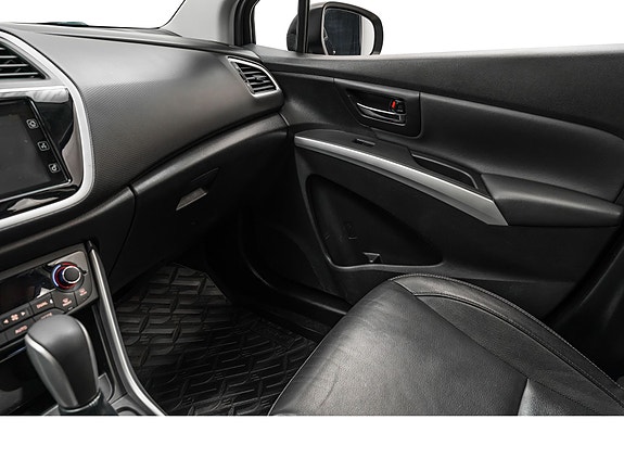 Suzuki SX4 S-Cross 19 of 30
