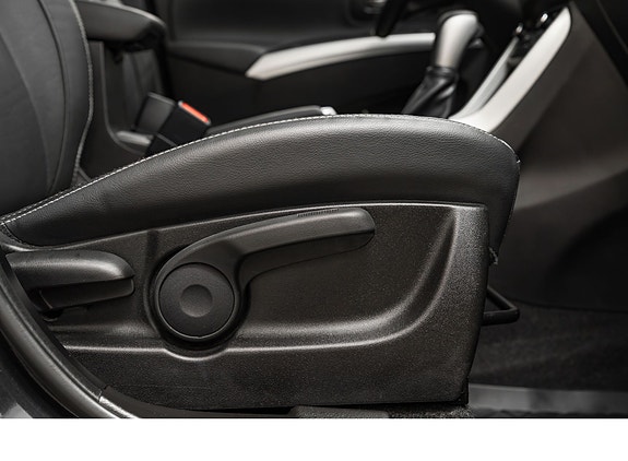Suzuki SX4 S-Cross 29 of 30