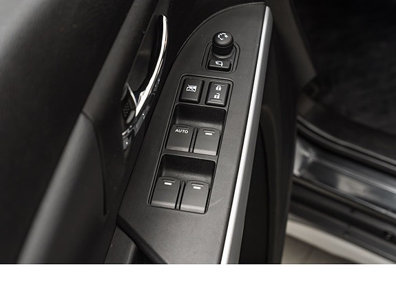 Suzuki SX4 S-Cross 23 of 30