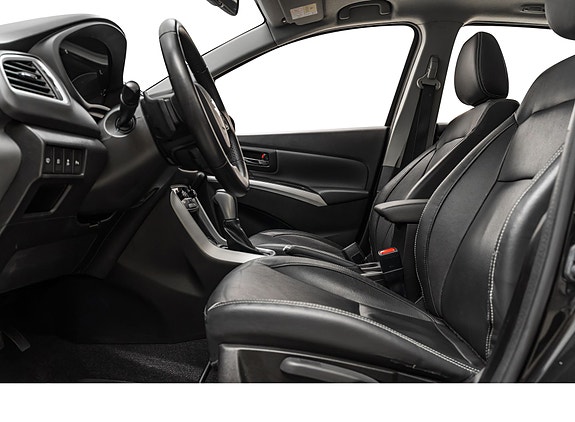 Suzuki SX4 S-Cross 25 of 30