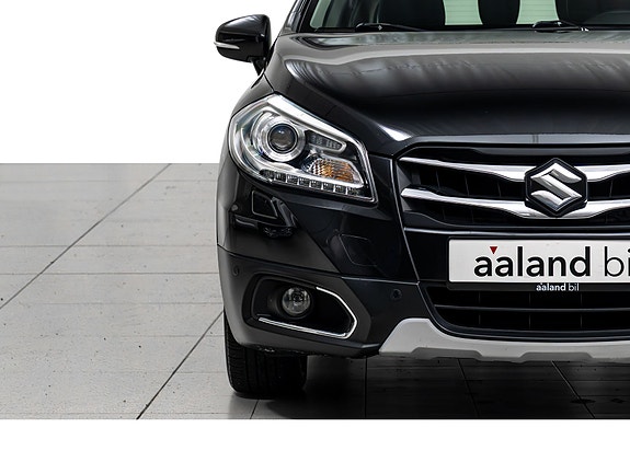 Suzuki SX4 S-Cross 4 of 30
