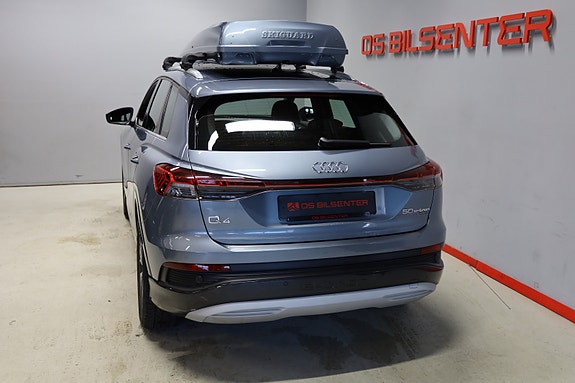 Audi Q4-Serie 4 of 11