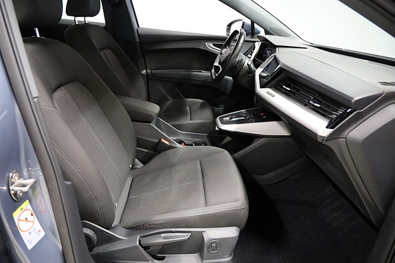 Audi Q4-Serie 9 of 11
