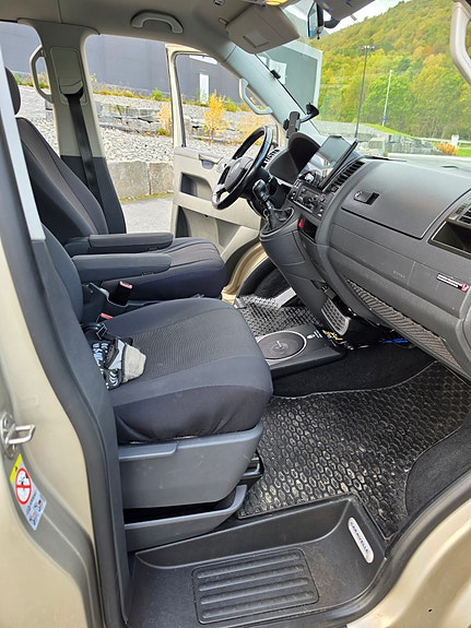 Volkswagen Transporter 14 of 30