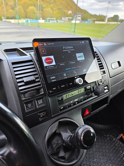 Volkswagen Transporter 11 of 30