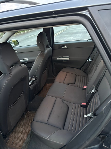 Volvo V50 9 of 13