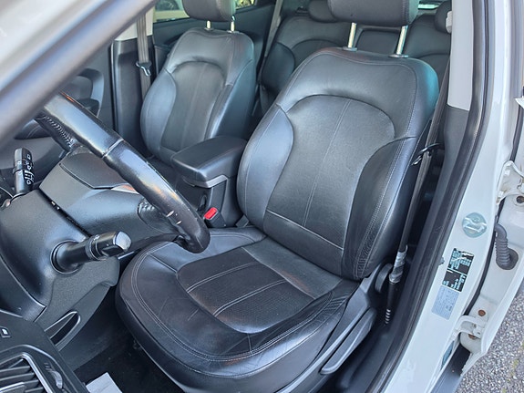 Hyundai ix35 14 of 30