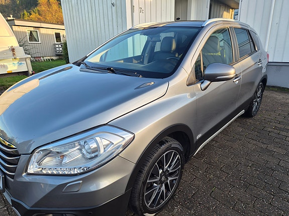 Suzuki SX4 S-Cross 3 of 14