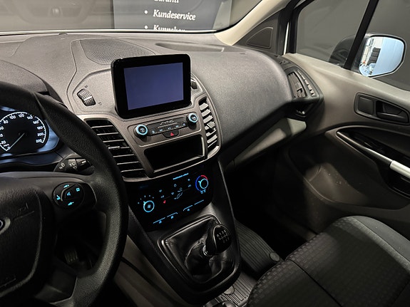 Ford Transit Connect 15 of 21