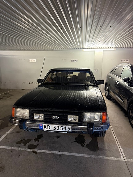 Ford Granada 2 of 9