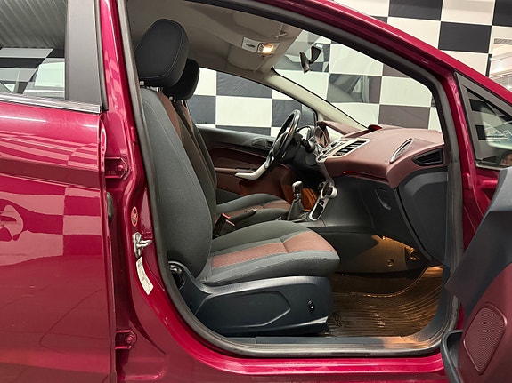 Ford Fiesta 19 of 30